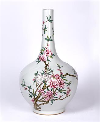 Lot 129 - Porcelain bottle vase