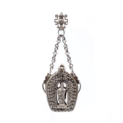 Lot 237 - White metal openwork pomander (vinaigrette)