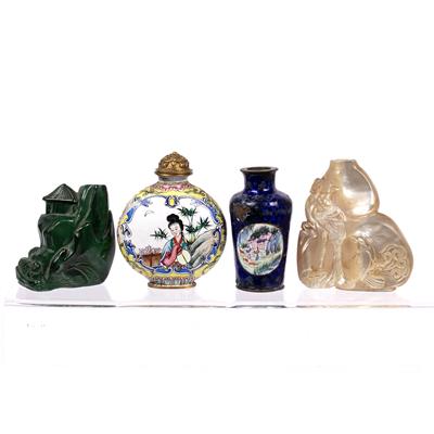 Lot 253 - Four snuff bottles