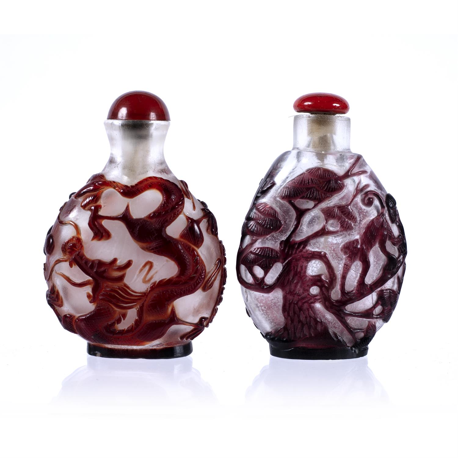 Lot 296 - Ruby red overlay snuff bottle