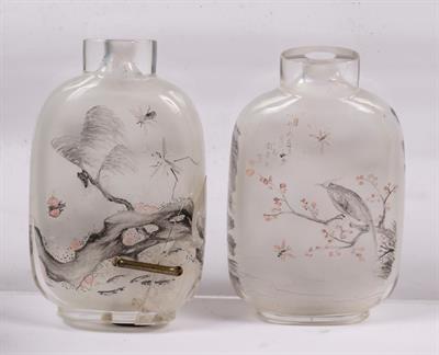 Lot 306 - Rock crystal or glass snuff bottle