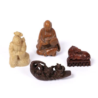 Lot 318 - Group of four carvings