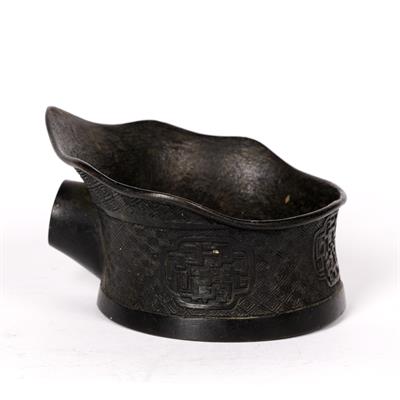 Lot 328 - Archaic bronze