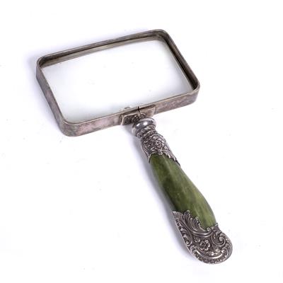 Lot 334 - Magnifying glass