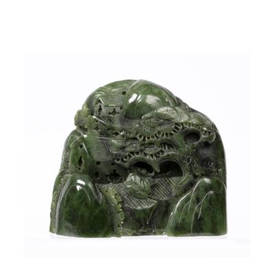 Lot 337 - Spinach jade carving