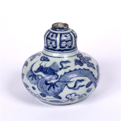 Lot 380 - Blue and white porcelain hookah base