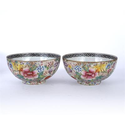 Lot 433 - Pair of egg shell bowls