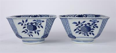 Lot 496 - Pair of square blue and white porcelain bowls