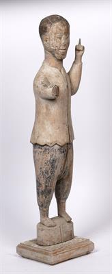 Lot 500 - Carved wooden figure