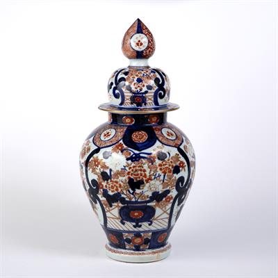 Lot 760 - Imari vase and cover