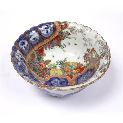 Lot 762 - Hirado porcelain bowl