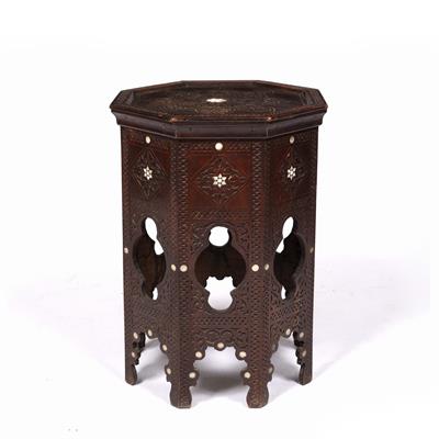 Lot 812 - Damascus octagonal inlaid occasion table