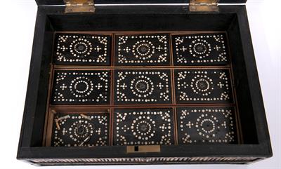 Lot 857 - Porcupine quill work box