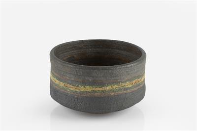 Lot 11 - Robin Welch (1936-2019)
Tea bowl 
stoneware