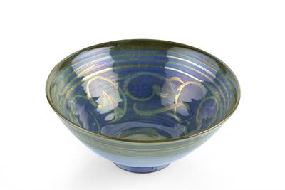 Lot 154 - Alan Caiger-Smith (1930-2020) 
Bowl
gold lustre brushwork over blue ground
painted potter's...