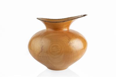 Lot 285 - John Shorrock (Contemporary)
Vessel, 1997
cherry wood
signed and dated
33cm high, 32cm across