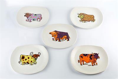 Lot 315 - Washington Pottery
Nine plates
four from the Aquarius (fish series)