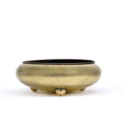 Lot 343 - Gordon Russell (1892-1980)
Lygon bowl
brass with rope twist rim and bun feet
stamped marks
26cm...