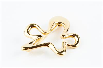 Lot 377 - Henning Koppel (1918 - 1981) for Georg Jensen
'Splash' brooch
signed and stamped '750...