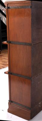 Lot 30 - Globe Wernicke style three tier bookcase