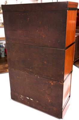 Lot 30 - Globe Wernicke style three tier bookcase