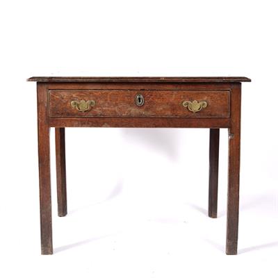 Lot 81 - Oak side table