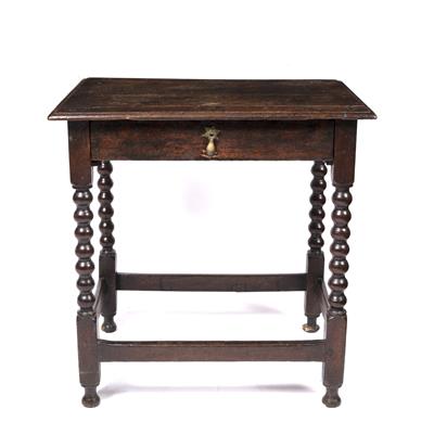Lot 82 - Oak side table