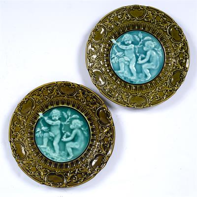 Lot 219 - Pair of Villeroy and Boch plates