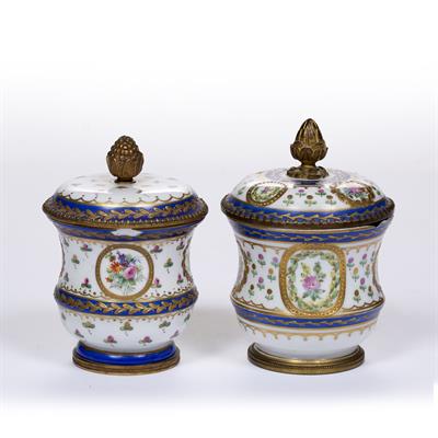 Lot 220 - Near pair of French porcelain jars and covers