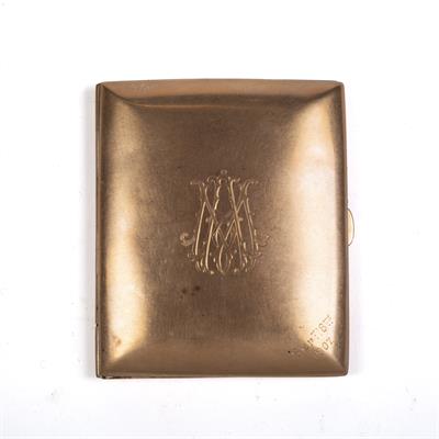 Lot 231 - 9ct rose gold cigarette case