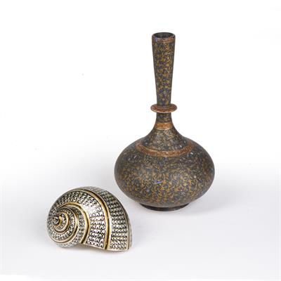 Lot 246 - Kashmiri bottle vase