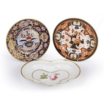 Lot 278 - Chamberlain Worcester dish and plate