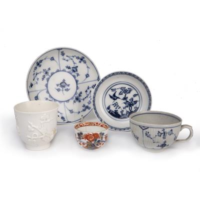 Lot 291 - Meissen saucer