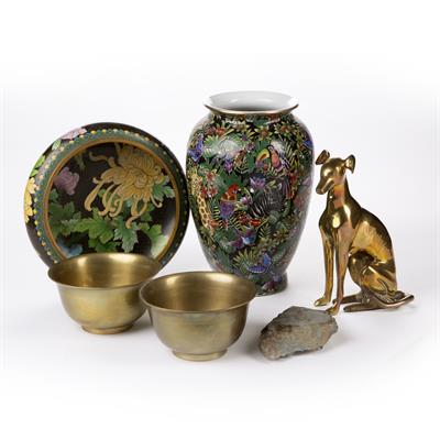 Lot 354 - Contemporary Chinese vase