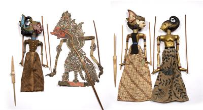 Lot 398 - Javanese leather shadow puppet