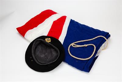 Lot 70 - A MID 20TH CENTURY KANGOL WARE LIMITED BLACK FELT BERET