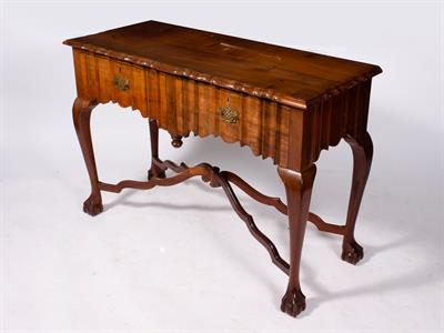 Lot 98 - A HARDWOOD SIDE TABLE