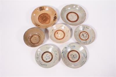 Lot 143 - A GROUP OF SEVEN SOUTH EAST ASIAN POTTERY PIECES