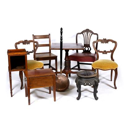 Lot 201 - A GROUP OF OCCASIONAL FURNITURE