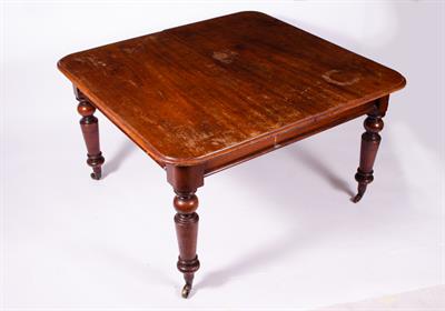 Lot 255 - A VICTORIAN MAHOGANY WIND OUT EXTENDING DINING TABLE