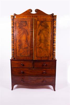 Lot 256 - A WILLIAM IV MAHOGANY LINEN PRESS