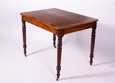 Lot 259 - A 19TH CENTURY MAHOGANY LIBRARY TABLE