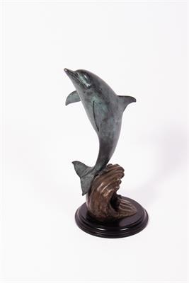 Lot 264 - A CONTEMPORARY BRONZE SCULPTURE