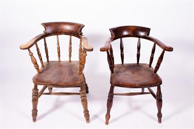 Lot 278 - AN ASH AND ELM CAPTAINS TYPE WINDSOR CHAIR