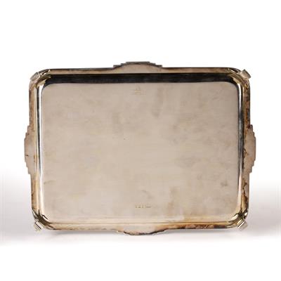 Lot 431 - Art Deco silver tray