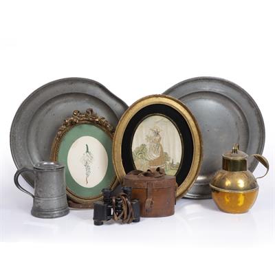 Lot 31 - A PAIR OF 19TH CENTURY PEWTER PLATES