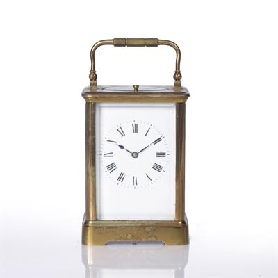 Lot 61 - A LATE 19TH CENTURY FRENCH CARRIAGE CLOCK with white enamel Roman dial