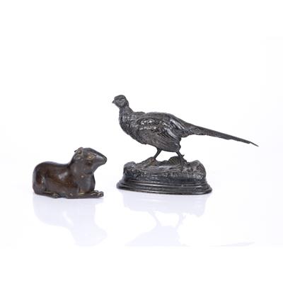 Lot 76 - A BRONZE FIGURE of a pheasant in walking pose upon naturalistic base
