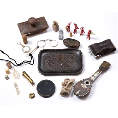 Lot 77 - A MIXED LOT TO INCLUDE: two pairs of lorgnettes; an oval horn snuffbox apparently from a sailing