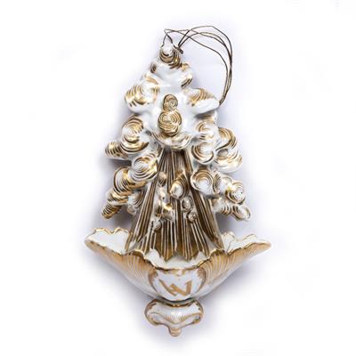Lot 103 - A 19TH CENTURY CONTINENTAL PORCELAIN WATER STOOP